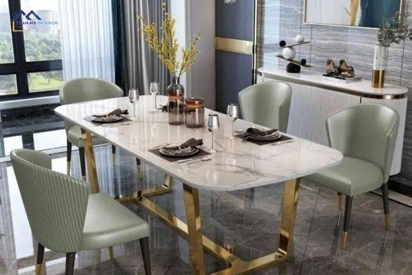 Bộ bàn ghế phòng khách làm từ gỗ cao su với thiết kế hiện đại và màu sắc tự nhiên