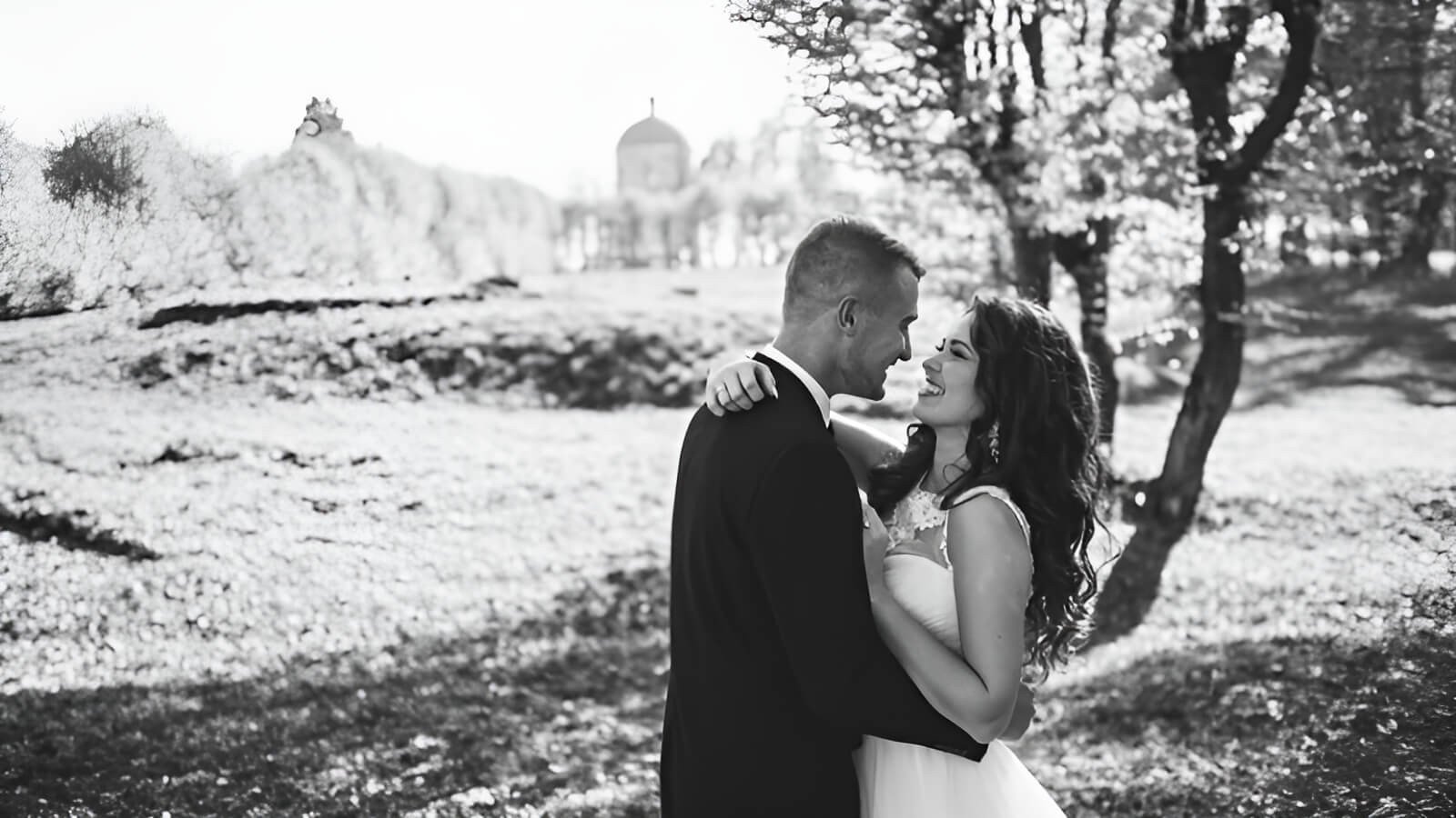 Nữ 1993 cân nhắc lý trí và tình cảm khi đưa ra quyết định chọn chồng hợp tuổi