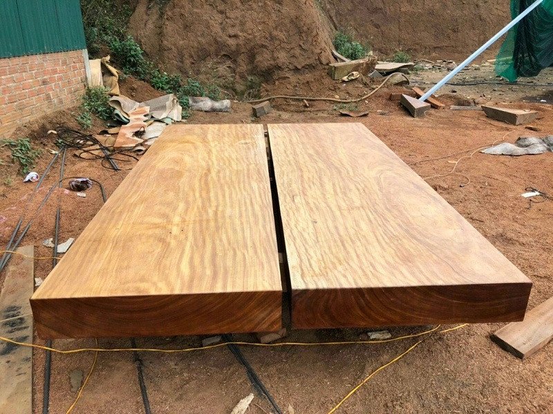 Phản gỗ 2 tấm từ gỗ gõ đỏ nguyên khối