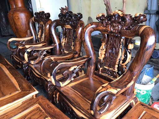 So sánh vân gỗ Cẩm Lai và gỗ Cẩm Lông Chuột