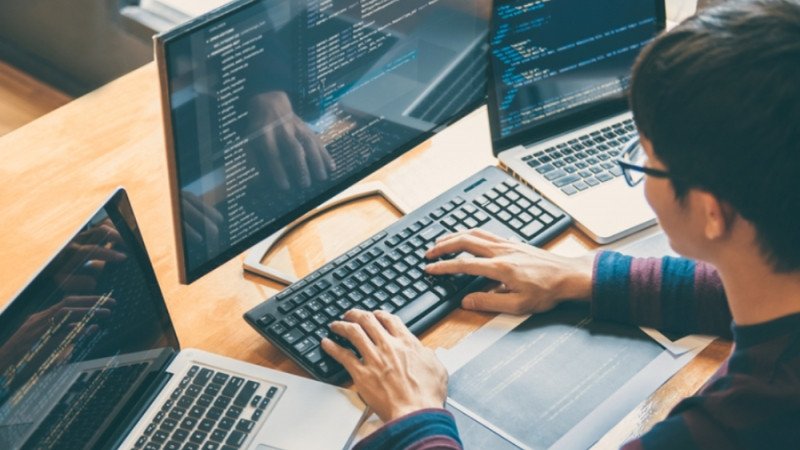 Song Tử sinh ngày 14/6 phù hợp với công việc công nghệ thông tin