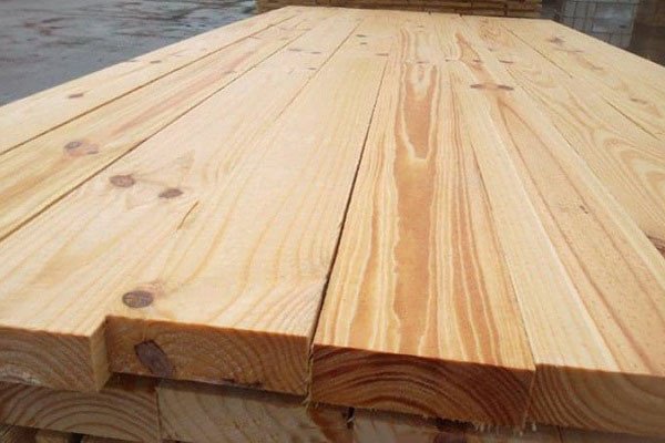 Tấm gỗ cao su tự nhiên với vân gỗ đẹp mắt