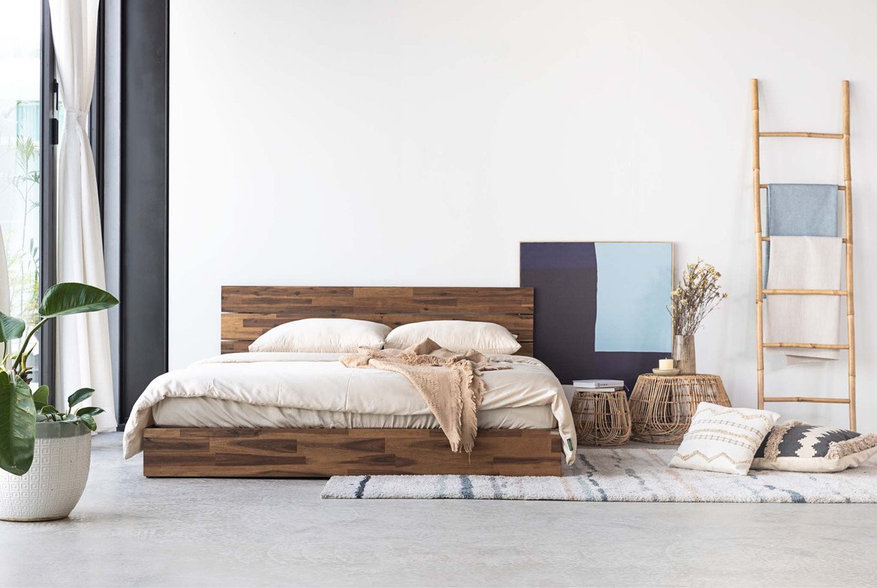 Thiết kế giường ngủ không chân hiện đại MALAGA