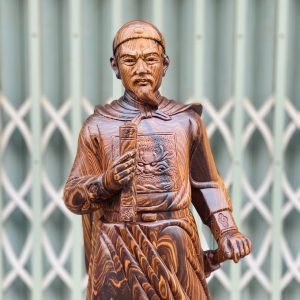 Trần Quốc Tuấn Gỗ Mun Hoa Cao 80cm -4