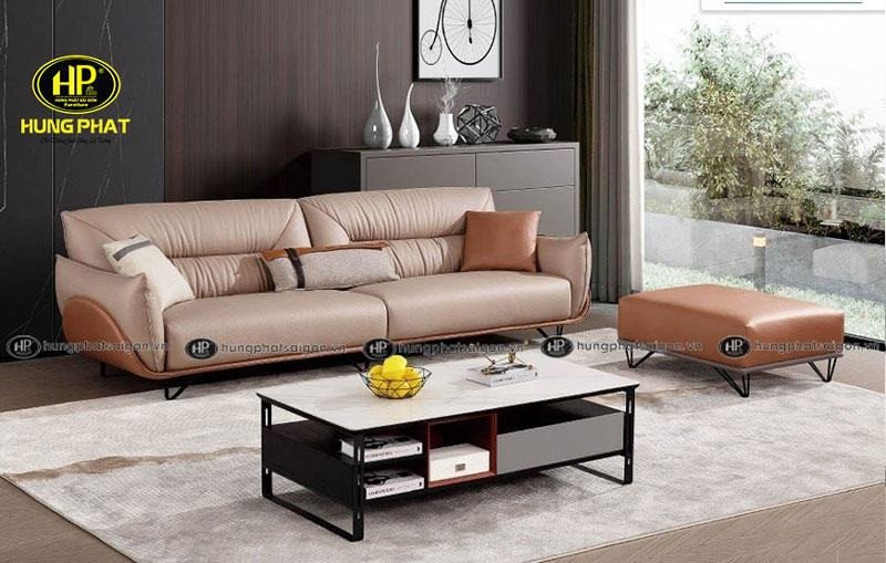 Tránh kê sofa phòng khách quá sát cửa sổ theo lời khuyên chuyên gia