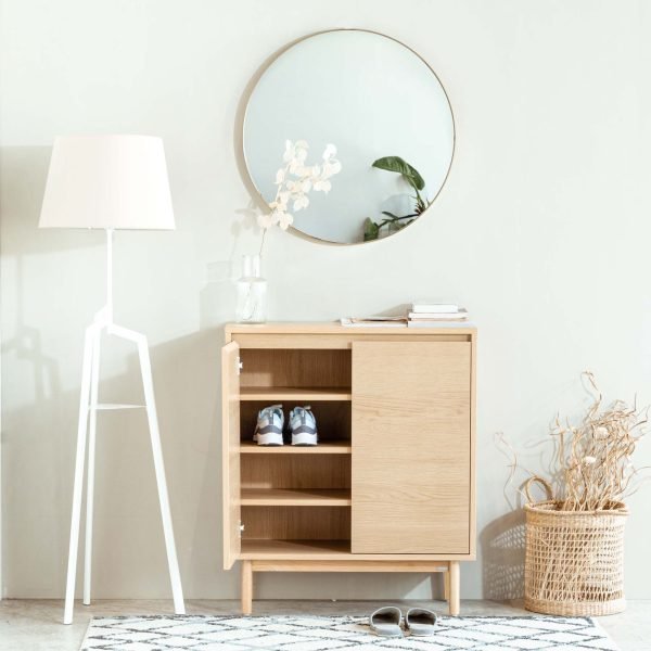 Tủ giày gỗ màu tự nhiên thiết kế hiện đại