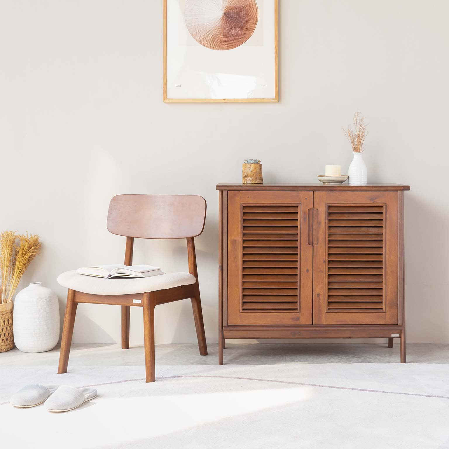 Tủ giày gỗ Vline màu nâu phù hợp nhiều không gian