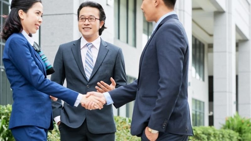 Tuổi hợp sự nghiệp với người sinh năm 2028