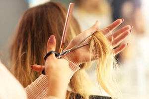 Tuổi Ngọ Cắt Tóc Ngày Nào Tốt Để Thu Hút Vận May? - Homepage featured post