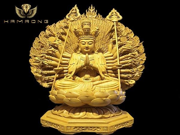tượng Quan Âm nghìn tay nghìn mắt