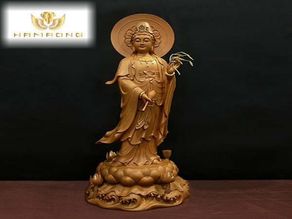 Tượng Quan Thế Âm biểu tượng từ bi trí tuệ