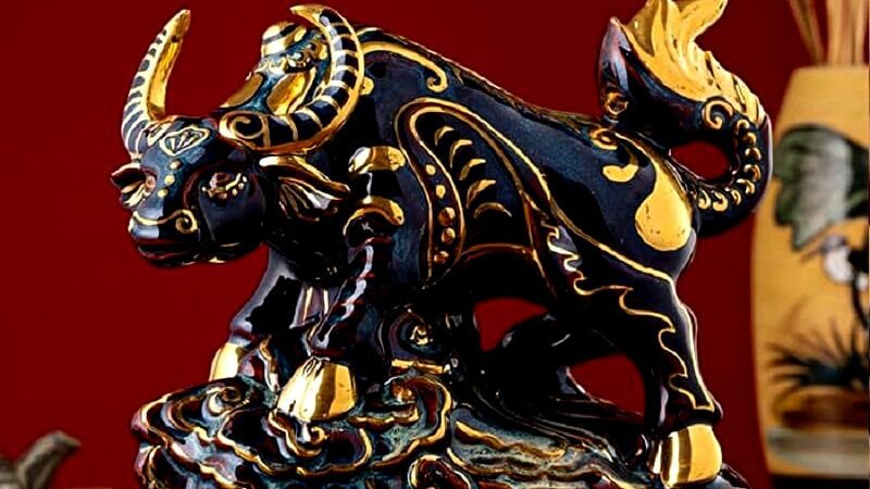 Tượng trâu, linh vật may mắn cho người sinh năm 1997 tuổi con gì mệnh gì.