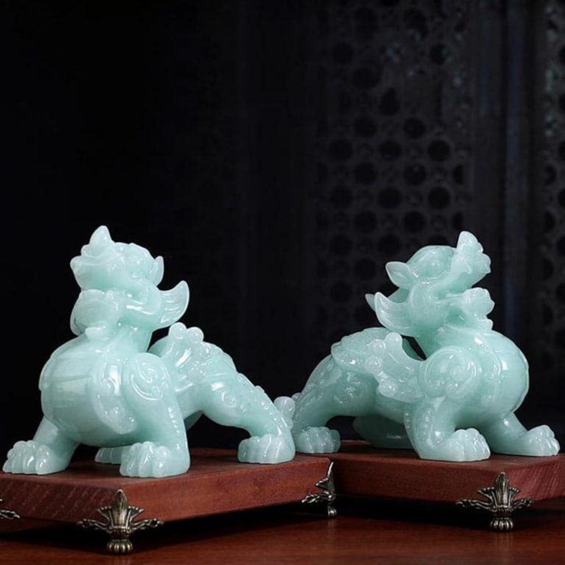Tượng Tỳ Hưu cẩm thạch mang lại tài lộc và may mắn cho gia chủ tuổi Ất Sửu sinh năm 1985.