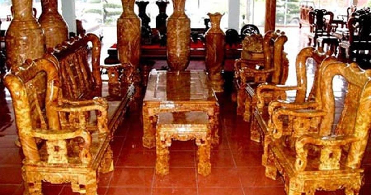 Vân gỗ nu hương độc đáo hình thành từ sự phát triển dị thường của cây