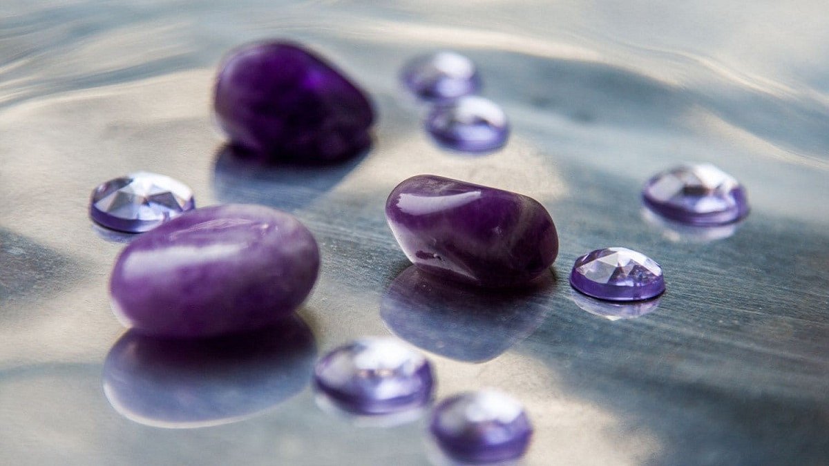 Vật phẩm phong thủy mang lại may mắn và bình an cho người sinh năm 1977 tuổi con gì.