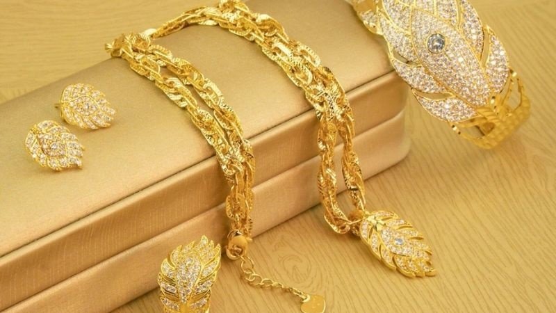 Vật phẩm phong thủy thu hút tài lộc cho tuổi Tỵ 2001