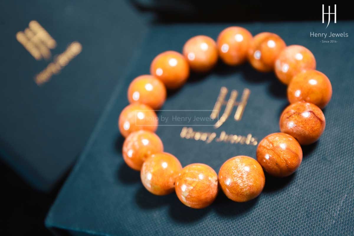 Vòng đá san hô da cam biểu tượng của sự trường thọ và sức sống