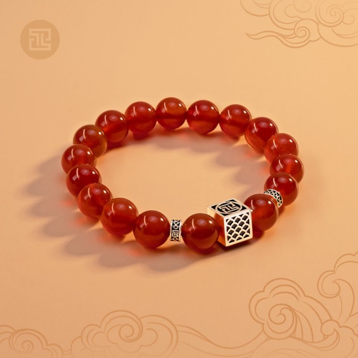 Vòng mã não đỏ với màu sắc tươi tắn, biểu tượng cho sức sống và năng lượng